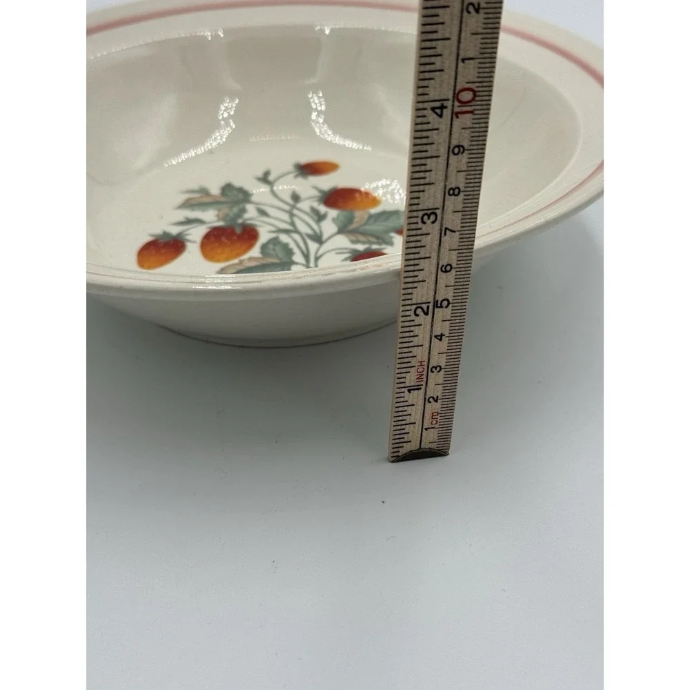 Cream Ceramic Strawberry 9